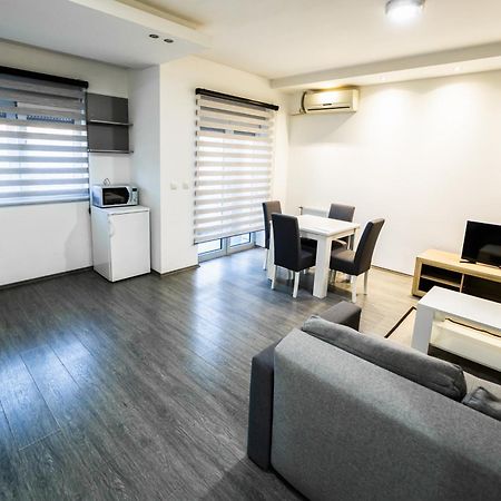 Ring Inn Apartments Obrenovac  المظهر الخارجي الصورة